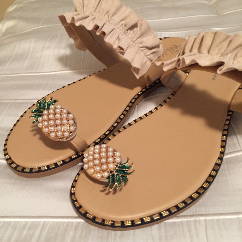 Flip-flops - Picture 2 of 2